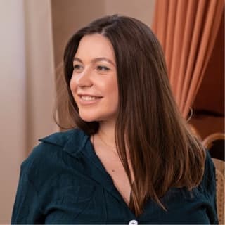 Kateryna Tepliakova β Head of Customer Services/ Business Coach Kateryna Tepliakova β Head of Customer Services/ Business Coach